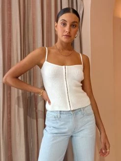 Bec & Bridge Jacinta Knit Tank In Ivory 9 Bec & Bridge Jacinta Knit Tank In Ivory -Coco & Lola Sales Bec Bridge Lowres 79 600x