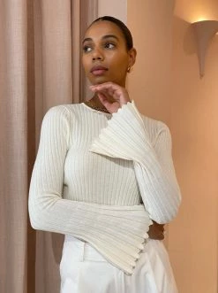 Coco & Lola Sales 17 Friends With Frank The Cleo Top In Cream