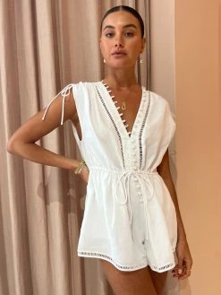 Joslin Mary Lin Linen Ramie Playsuit In Optical White 10 Joslin Mary Lin Linen Ramie Playsuit In Optical White -Coco & Lola Sales Joslin Lowres 64 e22af223 c878 426b 9756 180f41b6232a 600x