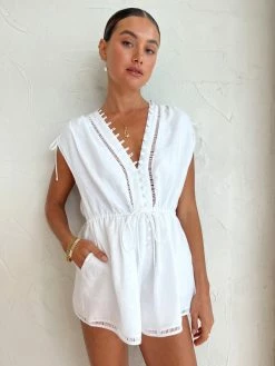 Joslin Mary Lin Linen Ramie Playsuit In Optical White 12 Joslin Mary Lin Linen Ramie Playsuit In Optical White -Coco & Lola Sales Joslin Lowres 70 7e7e29e9 cc5b 4a97 a259 6dba5734721b 600x