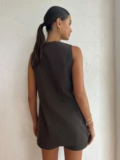 Tojha Mabel Top In Cocoa -Coco & Lola Sales Tojha Lowres 52 5ca9478d be21 47b5 af7e effa76d4a1b4 600x