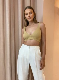 Coco & Lola Sales -Coco & Lola Sales Viktoria Woods20thJan lowres 29 600x